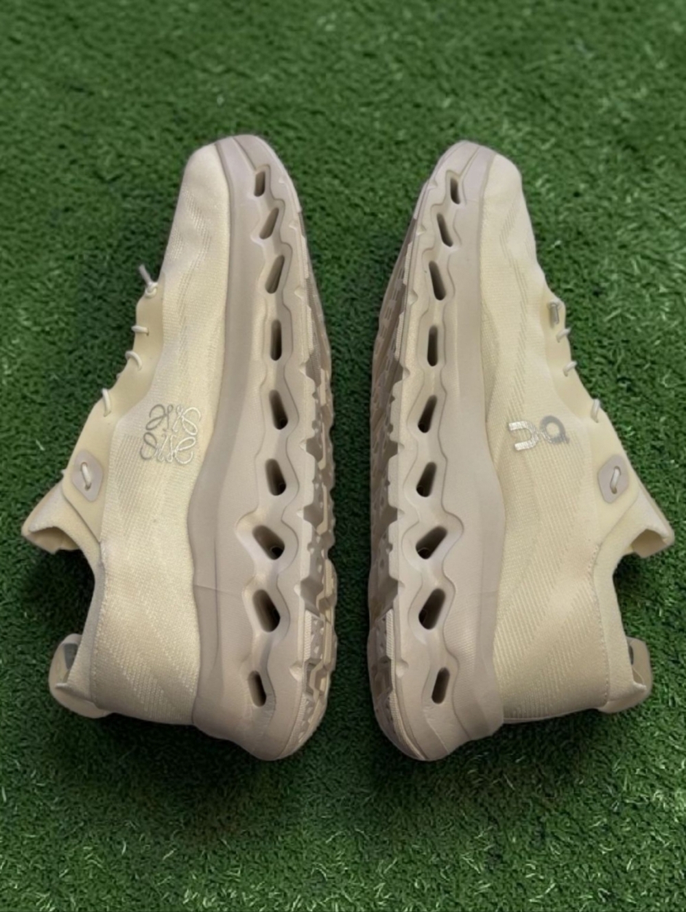 LOEWE x On Cloudtilt White Size 10 No Box - Picture 2 of 6